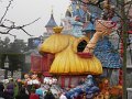 fr_2012_043a_disney_land_parade